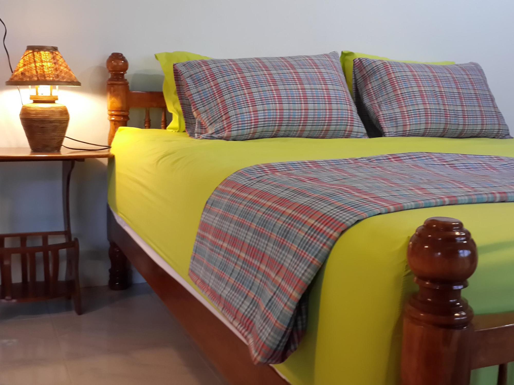The Stay Guest House لووي المظهر الخارجي الصورة