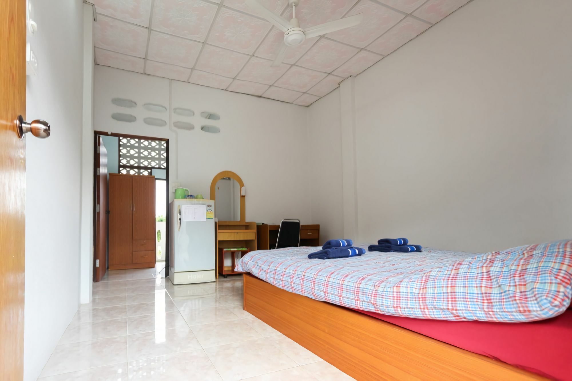 The Stay Guest House لووي المظهر الخارجي الصورة