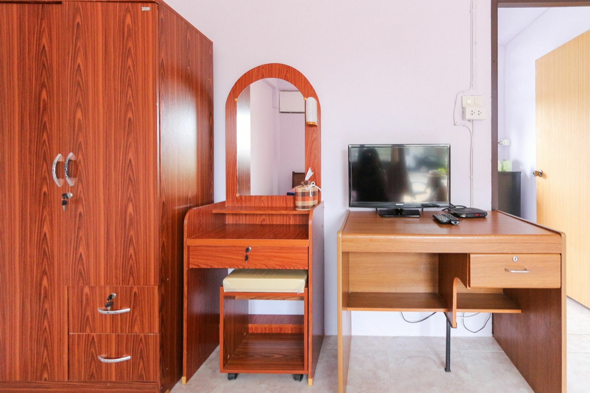 The Stay Guest House لووي المظهر الخارجي الصورة